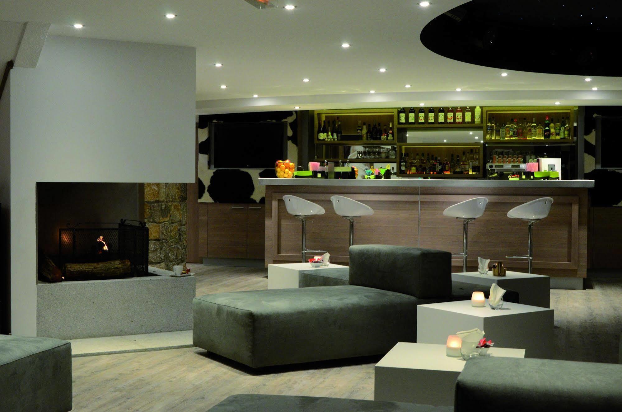 לה פלאנייה Hotel L'Eden Des Cimes - Vacances Bleues - Belle Plagne 2100 מראה חיצוני תמונה